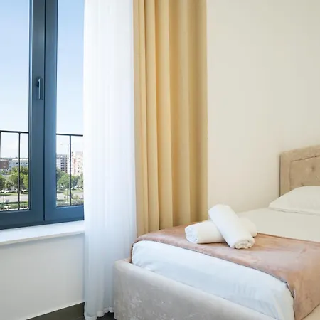 Stayblvd Apartment-free Parking
