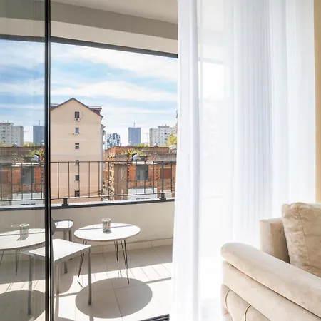 Stayblvd Apartment-free Parking * Tirana