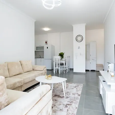 Stayblvd アパート ティラナ