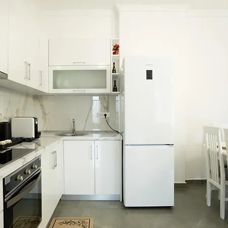 Stayblvd Apartment-free Parking & Near Center Apartment *