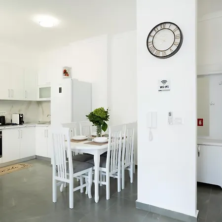 Stayblvd Apartment-free Parking & Near Center Apartment Tirana