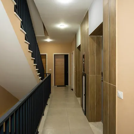 Stayblvd Apartment-free Parking & Near Center Apartment *