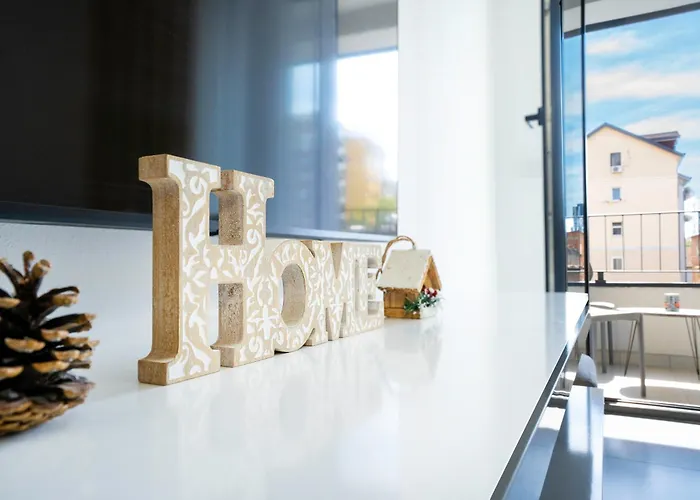 Stayblvd Apartment-free Parking & Balcony Near Center *