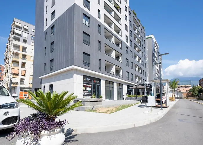 Stayblvd Apartment-free Parking & Balcony Near Center * Τίρανα