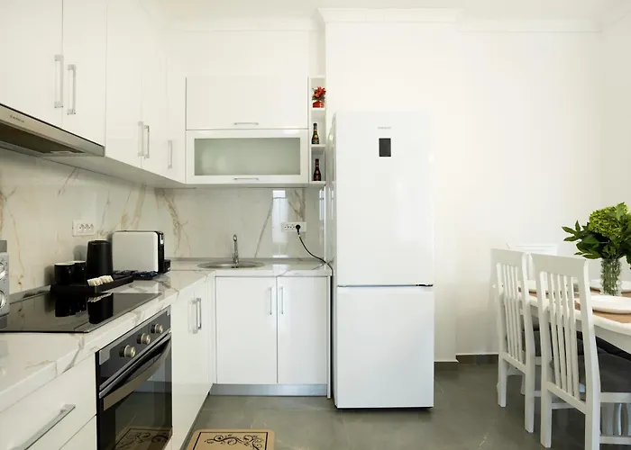 Stayblvd Apartment-free Parking & Balcony Near Center Διαμέρισμα *