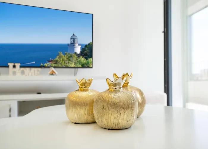 Stayblvd Apartment-free Parking & Balcony Near Center * Τίρανα