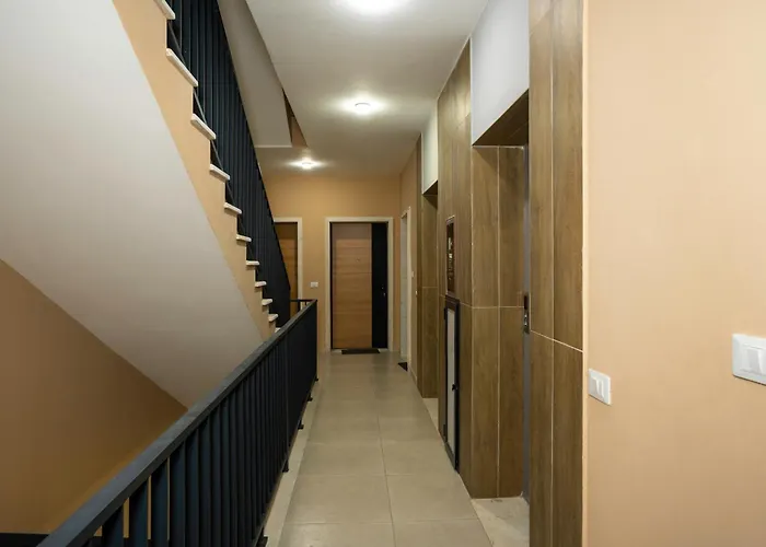 Stayblvd Apartment-free Parking & Balcony Near Center Διαμέρισμα *