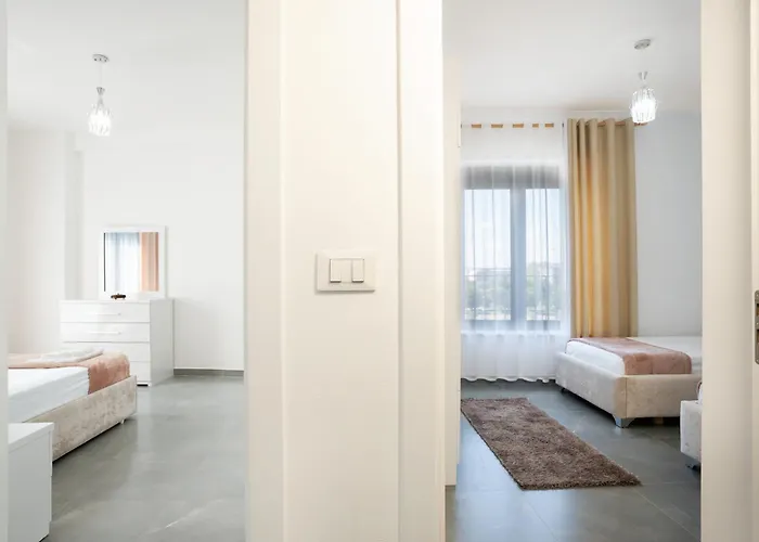 Stayblvd Apartment-free Parking & Balcony Near Center