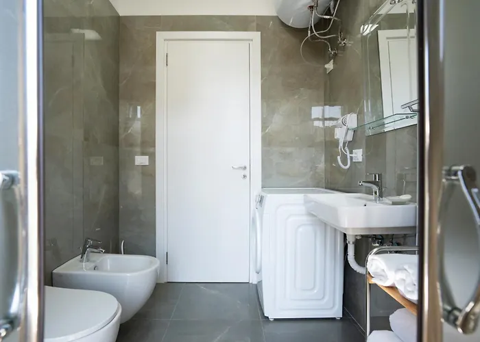 Stayblvd Apartment-free Parking & Balcony Near Center Τίρανα